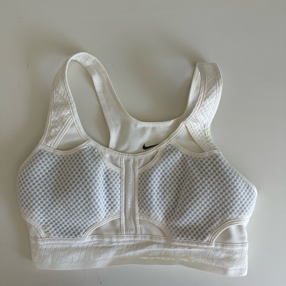 Nike White High-Impact Sports Bra with Front Zip